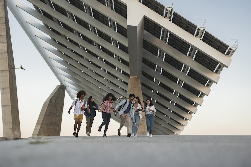 Autorisations et réglementations pour l'installation de panneaux solaires : un guide complet