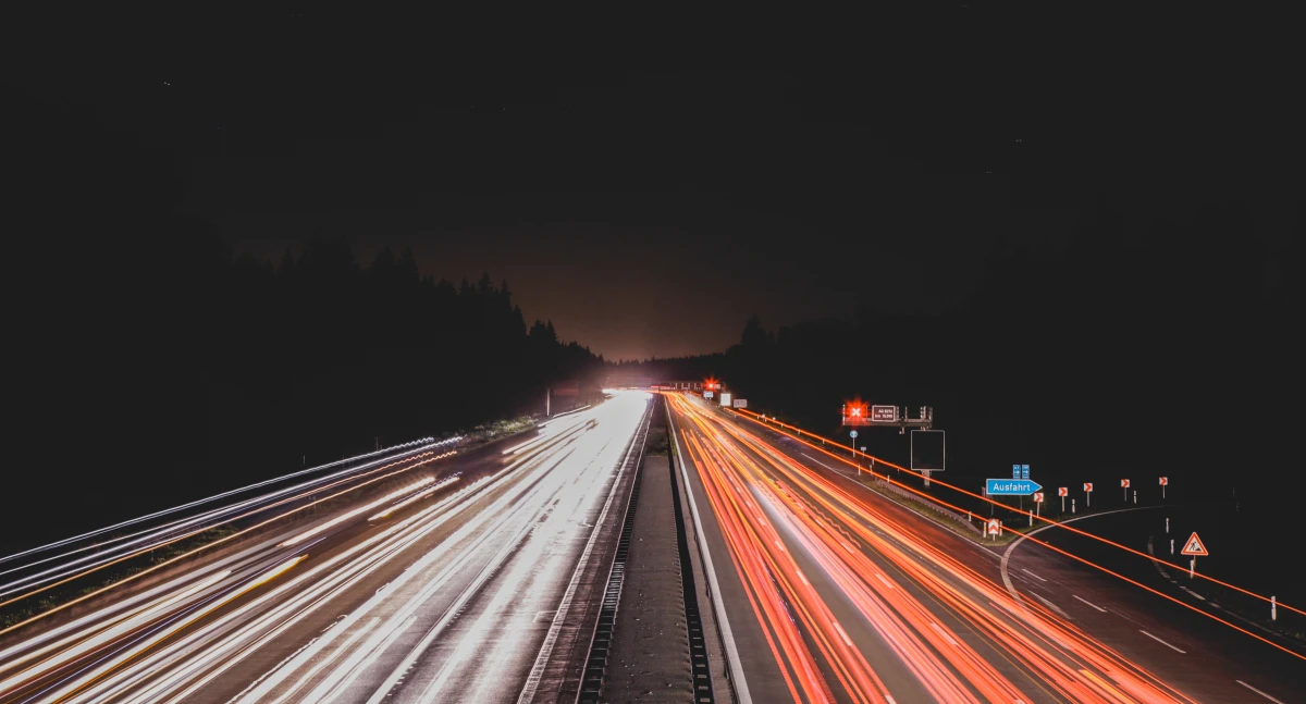 Les implications légales des technologies de suivi et de traçage : enjeux et perspectives