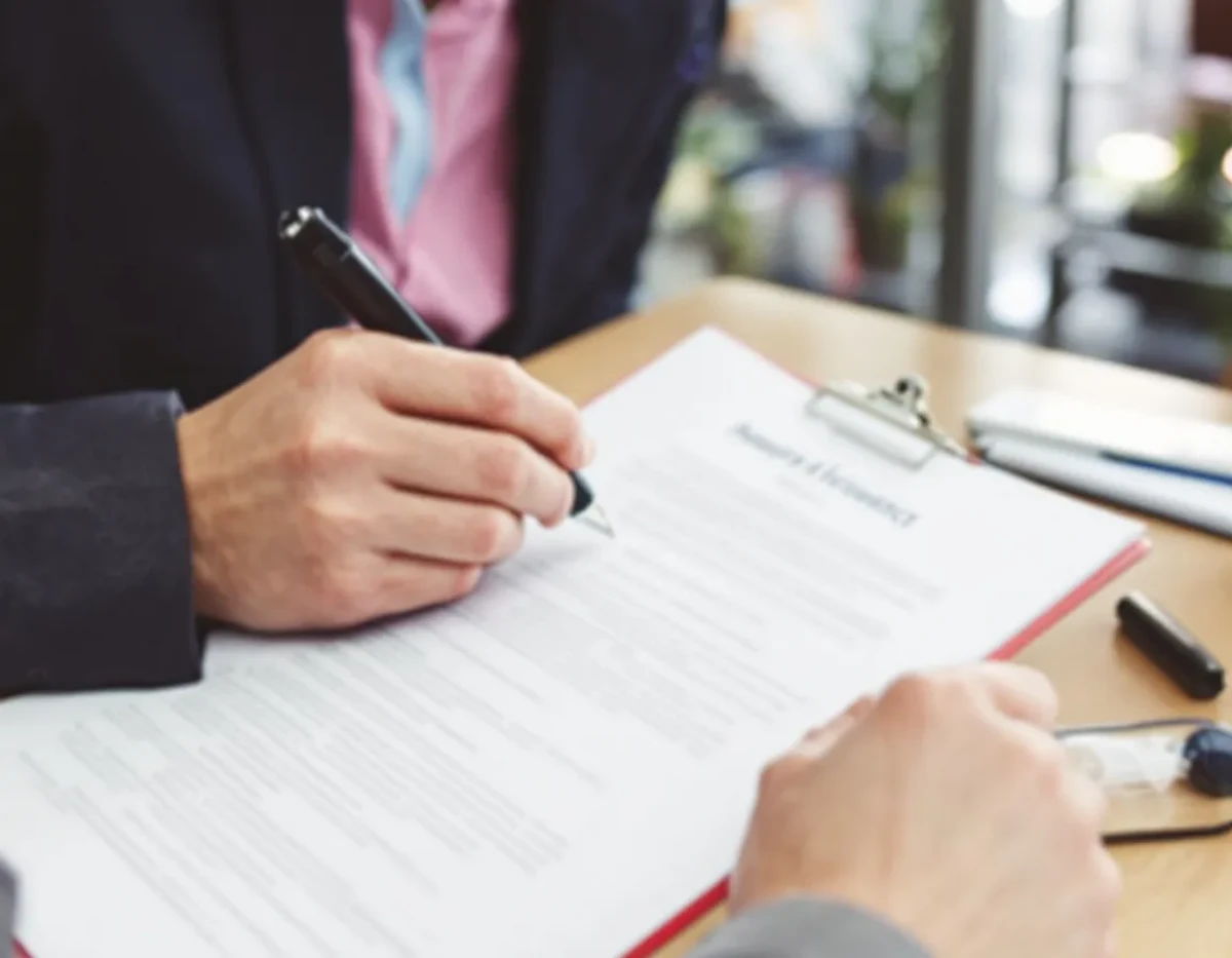 Les mécanismes de protection dans le contrat d'assurance : analyse approfondie des garanties et obligations